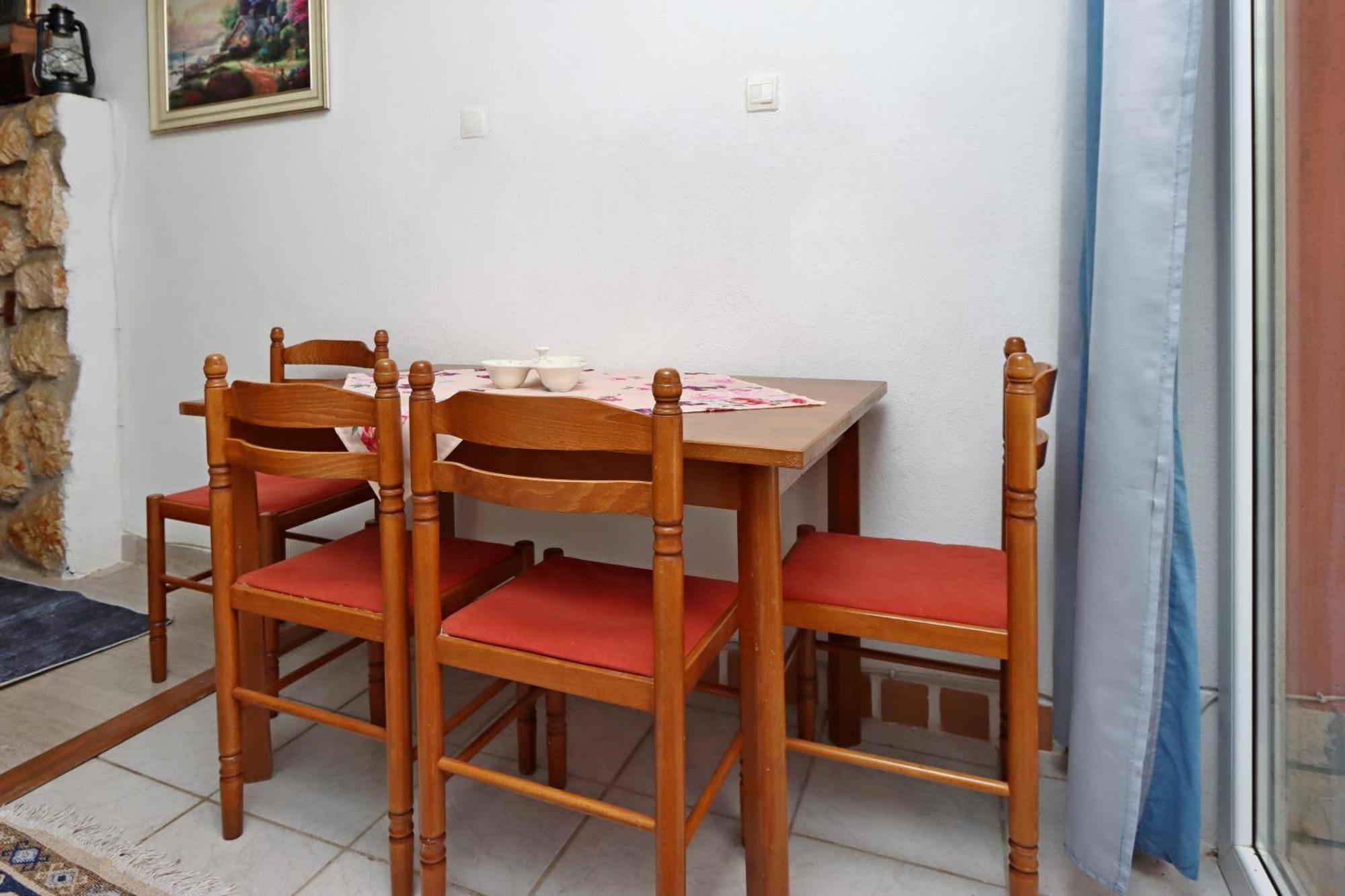 Apartments With A Parking Space Senj - 5571 Rom bilde